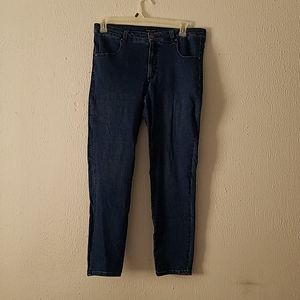 Universal Standard | Seine Mid Rise Skinny Jeans